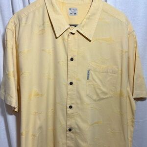 Columbia Yellow short sleeve button up fishing shirt